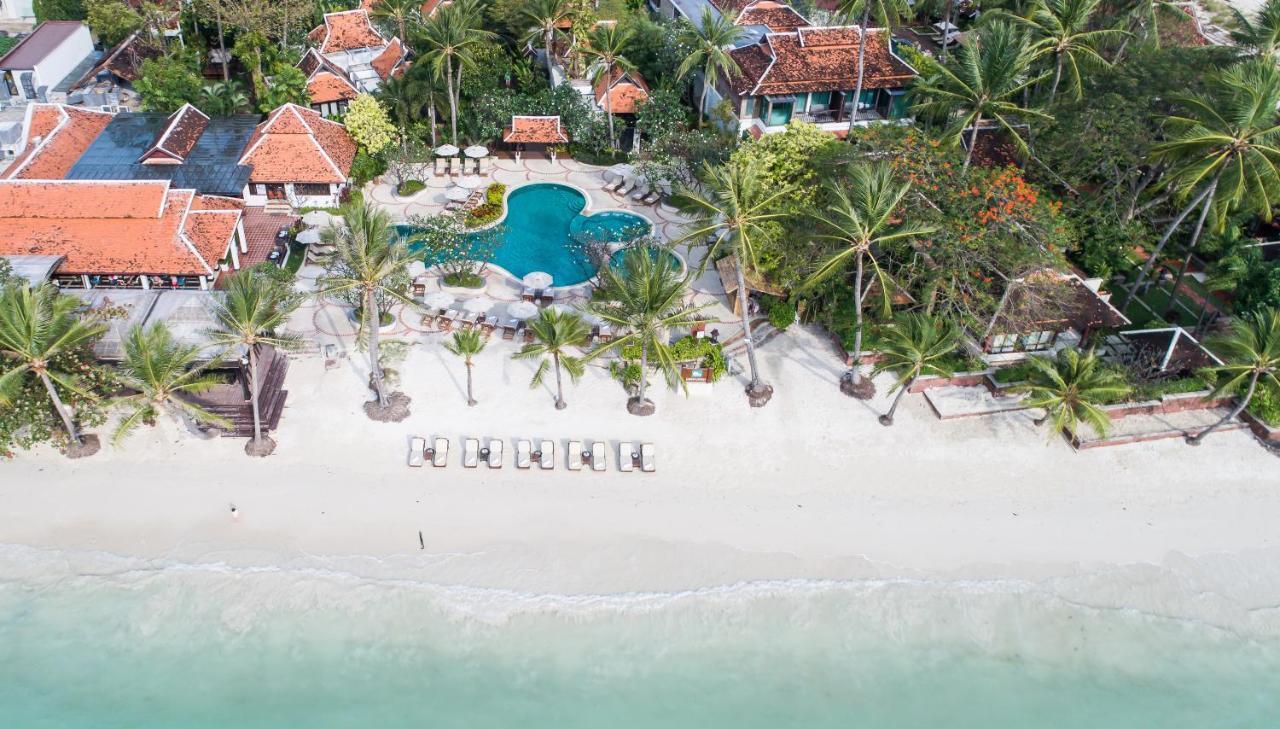 Chaweng Regent Beach Resort Exterior photo Aerial view of the resort